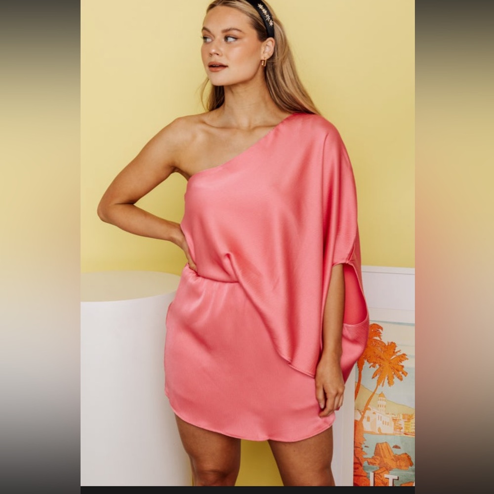 Petal pink dress worn once to wedding perfect condition medium
